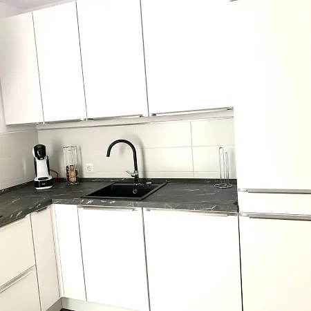 Apartment Sorolla Center