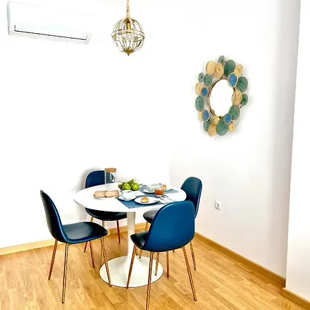 Sorolla Center Apartment