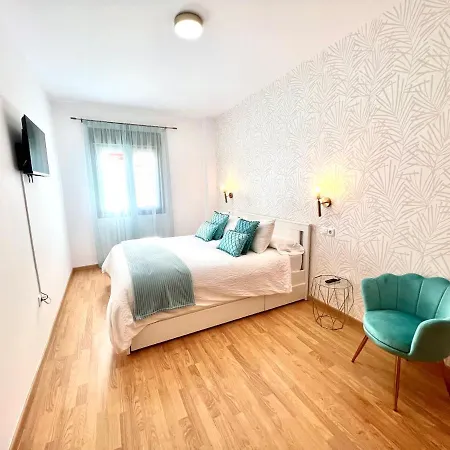 Apartment Sorolla Center